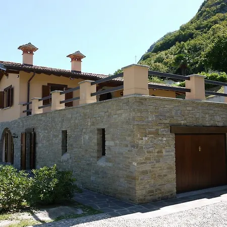 Mimosa Villa